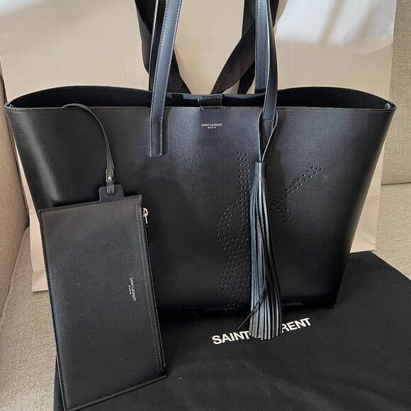 SAINT LAURENT BLACK LEATHER PERFORATED LOGO LARGE TOTE - Picture 6 of 15